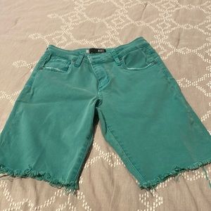 Kut From The Kloth
Sophie Bermuda Teal Shorts